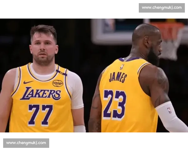 伤兵满营仍破敌！无詹无东契奇，里夫斯 51 分助湖人客场奏凯